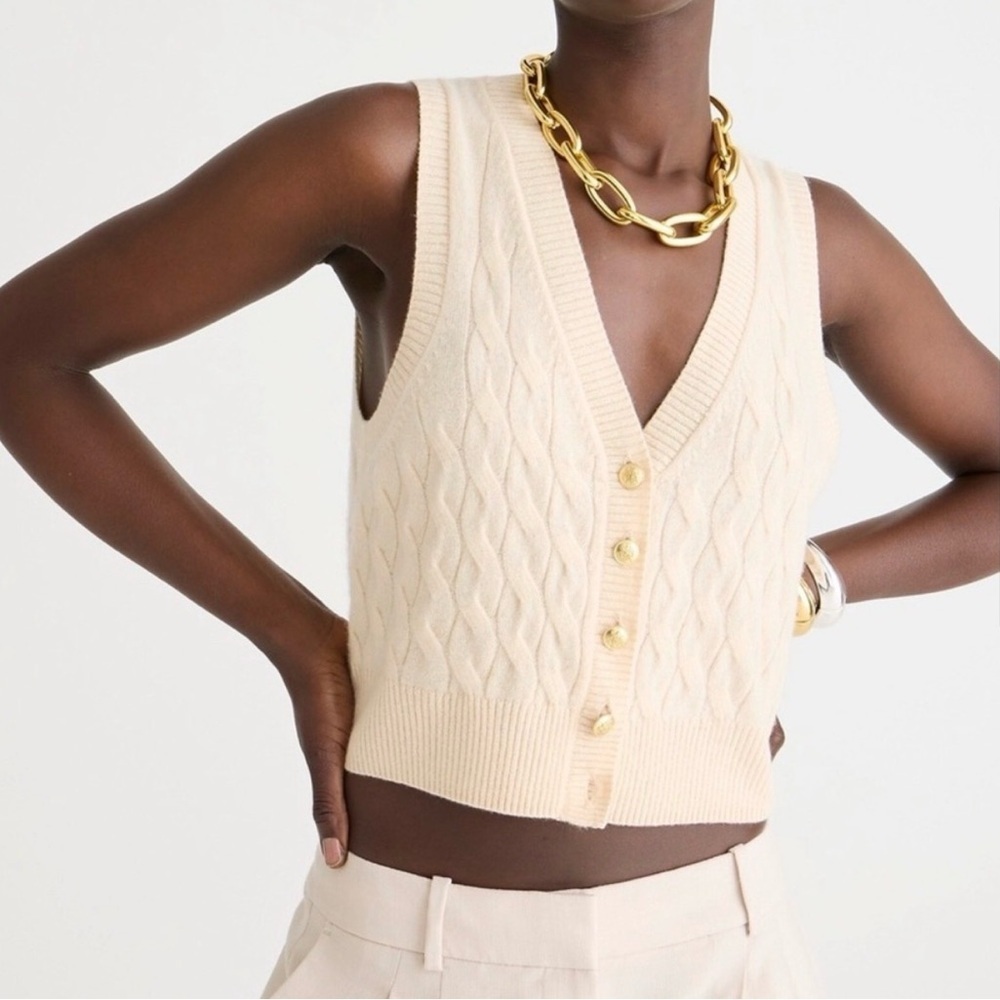 J.Crew Cashmere cropped cable-knit sweater-vest in Buttercream Size Medium